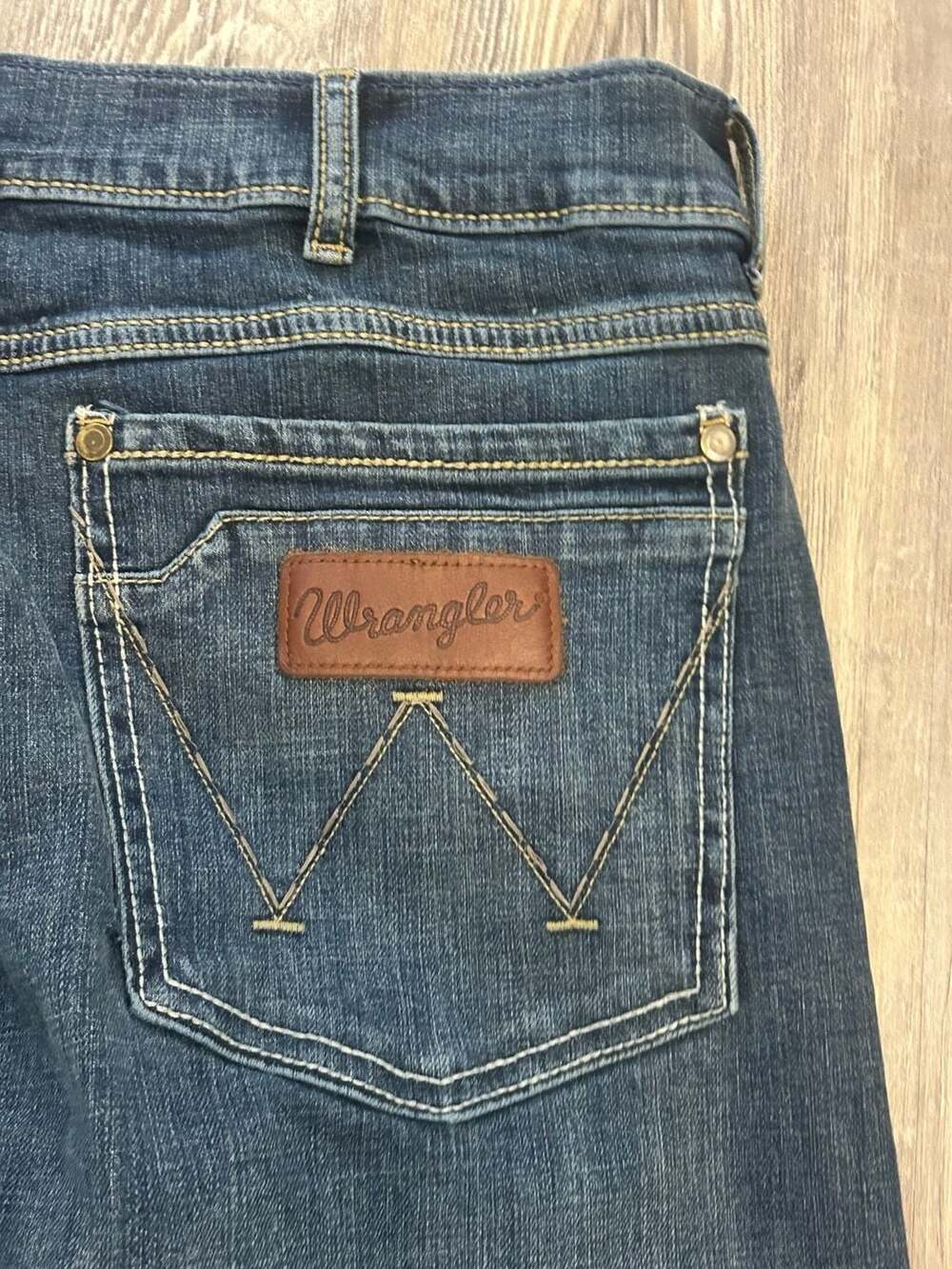 Wrangler Retro Slim Boot Cut Denim Jeans 36x32 - Picture 9 of 9
